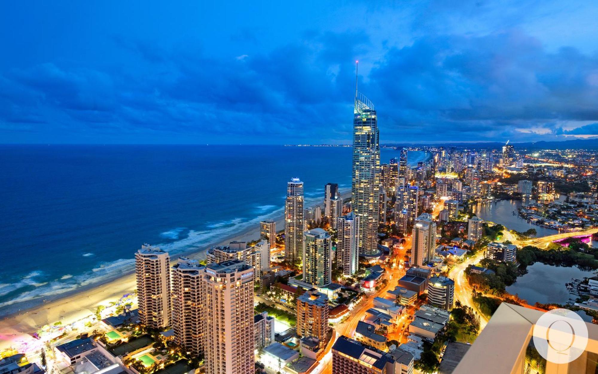 5 Bedroom Executive Sub Penthouse In The Heart Of Surfers With Full Ocean Views - Sleeps 12 - Circle On Cavill Amazing!! Gold Coast Ngoại thất bức ảnh
