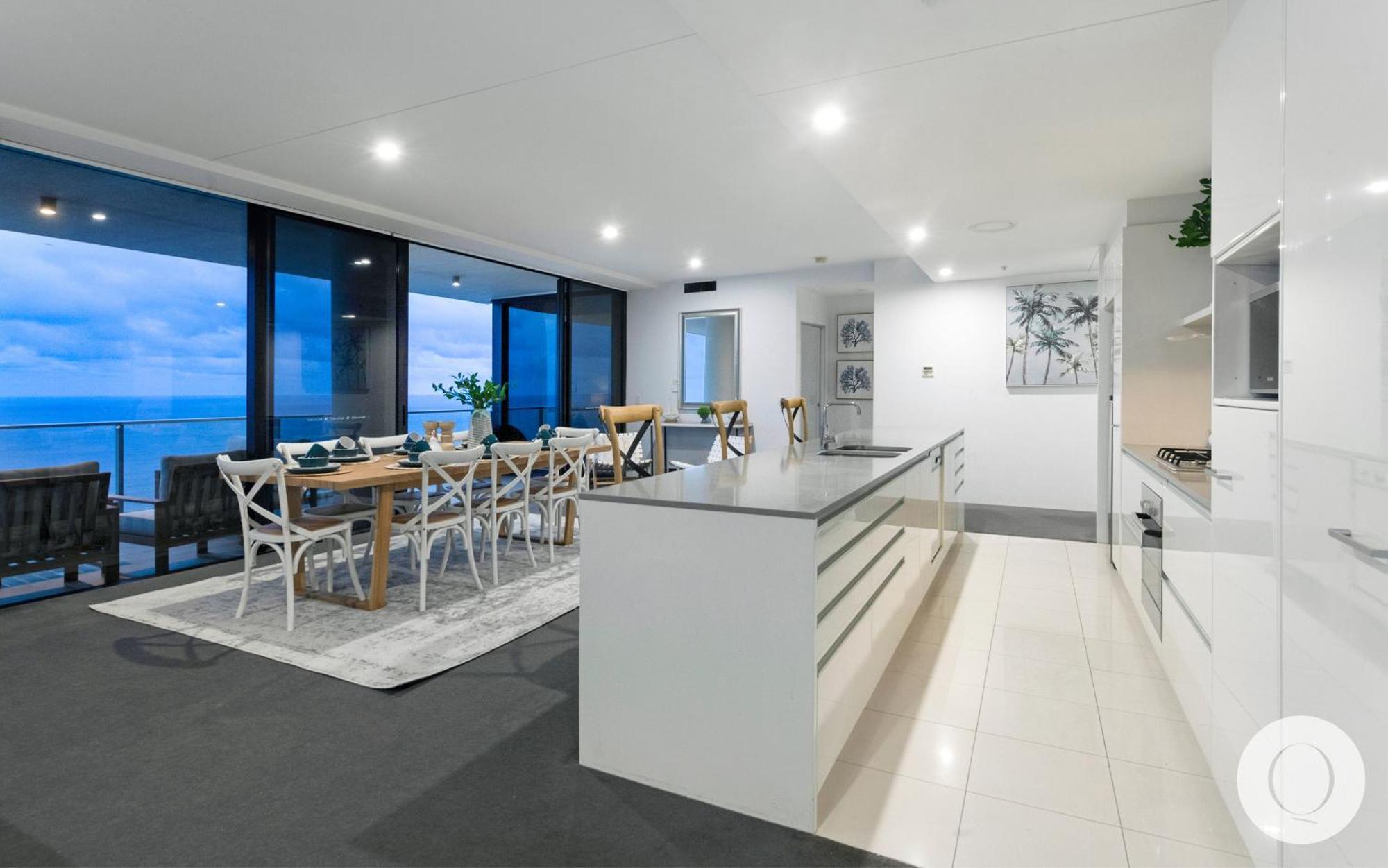 5 Bedroom Executive Sub Penthouse In The Heart Of Surfers With Full Ocean Views - Sleeps 12 - Circle On Cavill Amazing!! Gold Coast Ngoại thất bức ảnh